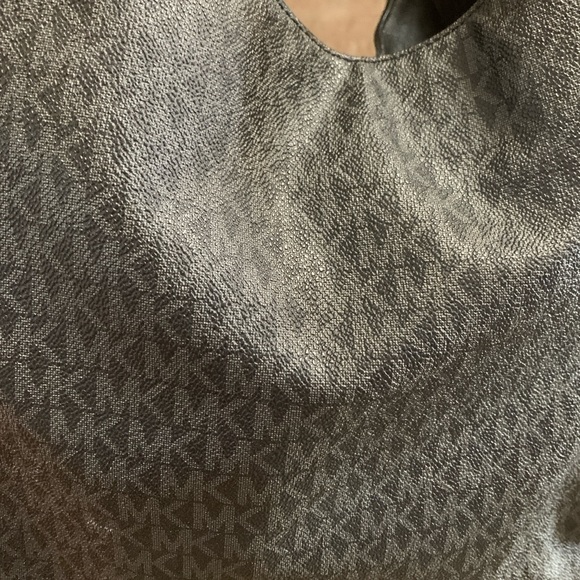 Michael Kors Gray & Black Logo Fulton Handbag - Picture 2 of 11